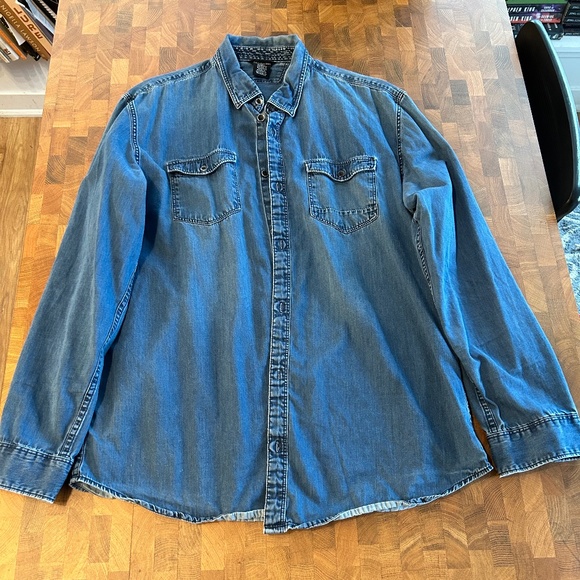 Calvin Klein Jeans Button-Up Shirt - Picture 1 of 4